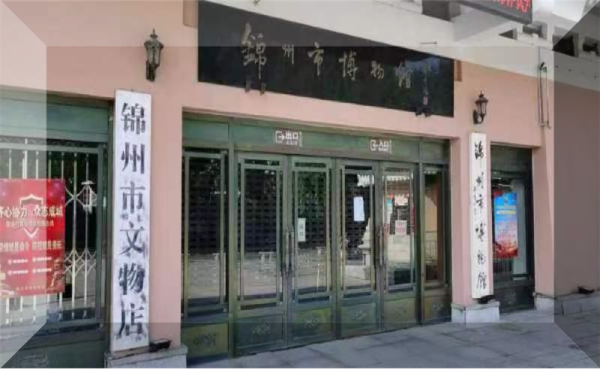 博物館文物的守護(hù)者：儲(chǔ)存柜的秘密(圖1)